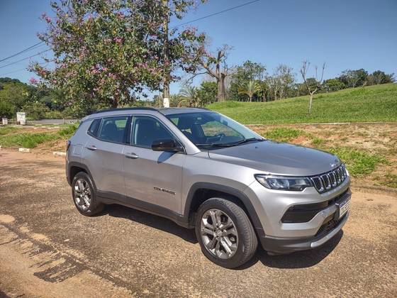 JEEP COMPASS 1.3 T270 TURBO FLEX LONGITUDE AT6